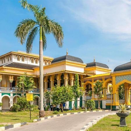 De Paris Hotel Medan Kültér fotó