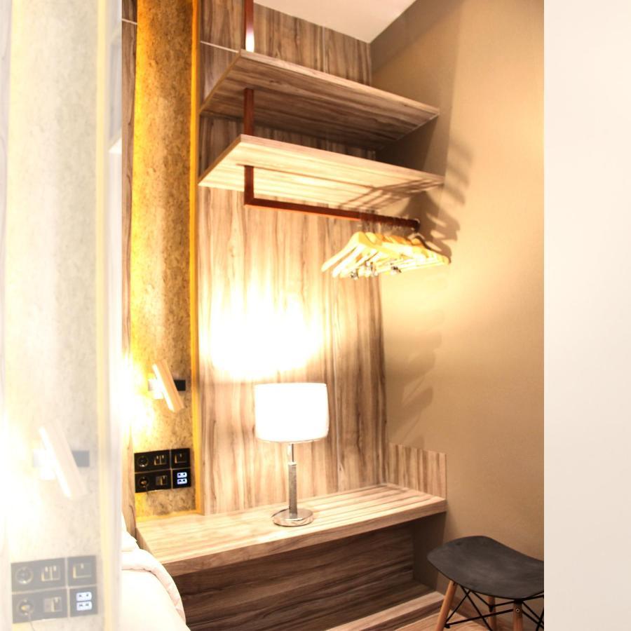 De Paris Hotel Medan Kültér fotó