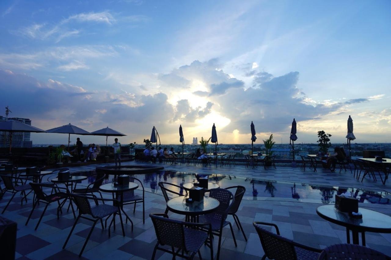 De Paris Hotel Medan Kültér fotó
