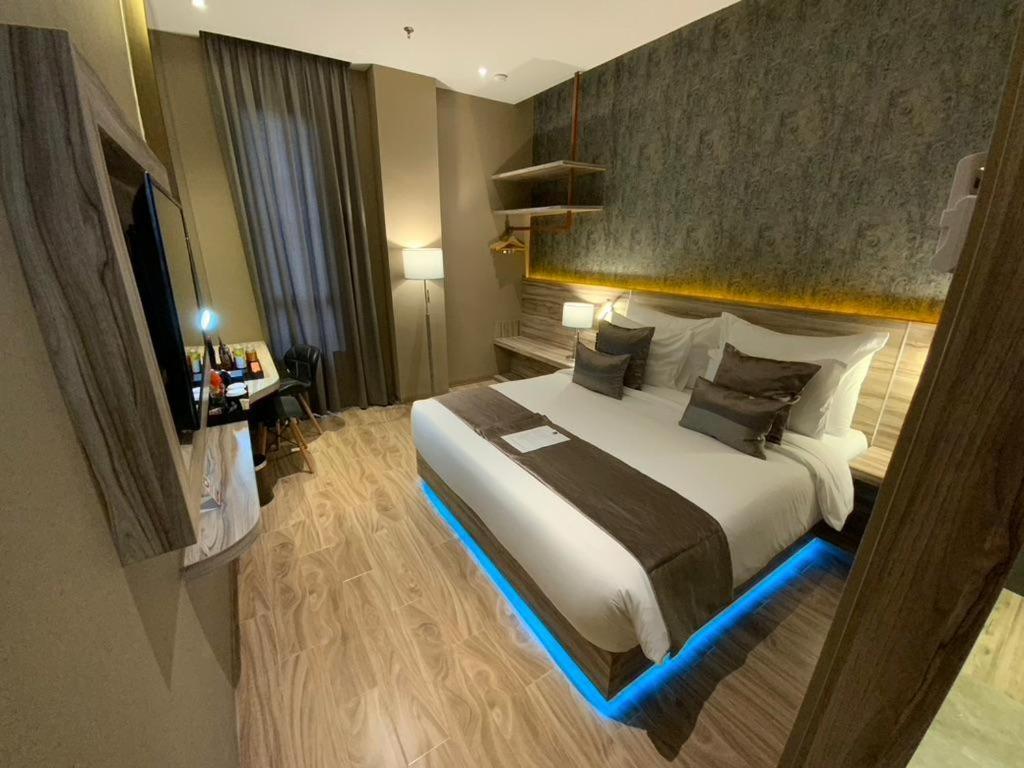 De Paris Hotel Medan Kültér fotó